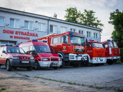 ROZBUDOWA BUDYNKU OCHOTNICZEJ STRAŻY POŻARNEJ W BRUSACH – POZYSKANO DOFINANSOWANIE