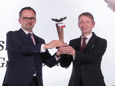 19.05 - ORŁY WPROST 2023 - BURMISTRZ BRUS UHONOROWANY NAGRODĄ SPECJALNĄ