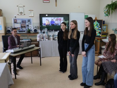 Reprezentacja Szkoły Podstawowej nr 1 w Brusach klas IV-VIII.