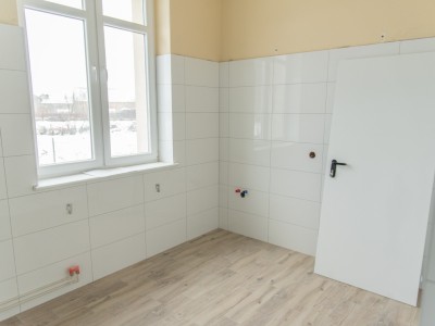 Adaptacja pomieszczeń na jadalnię w Lubni. 