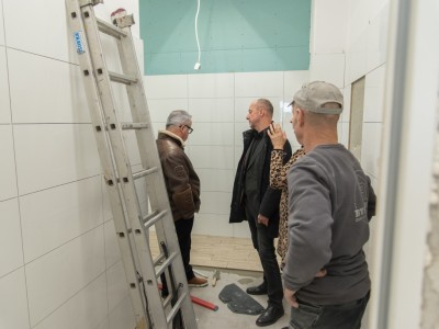 Adaptacja pomieszczeń na jadalnię w Lubni. 