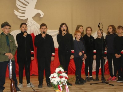 Rozśpiewani harcerze „Dziś idę walczyć, mamo”, Szkoła Podstawowa im. bł. ks. Józefa Jankowskiego w Czyczkowach   