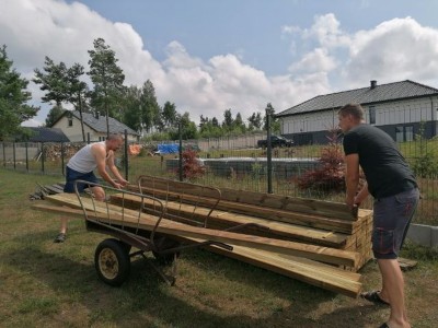 LUBNIA - RENOWACJA DREWNIANYCH ŁAWEK