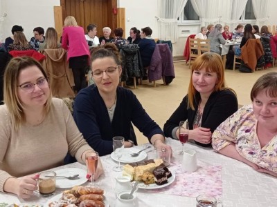 Dzień Kobiet w Czyczkowach. Podczas uroczystości miło przyjęto także mieszkanki z Ukrainy, które zamieszkały na terenie sołectwa.