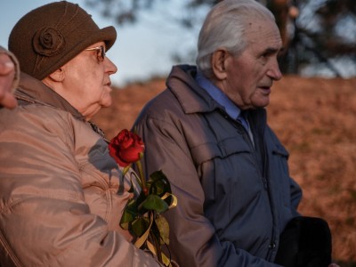 Pani Anna Orzłowska, córka partyzanta Wojciecha Wirkusa. 