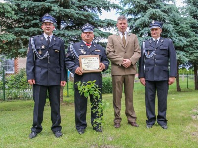Symboliczna tabliczka zostanie umieszczona przy dębie zasadzonym w partnerstwie z Nadleśnictwem Przymuszewo.
