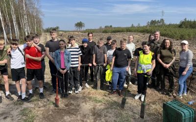 SP LEŚNO - Sadzenie lasu