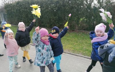 PRZEDSZKOLE NR 1: Pierwszy dzień wiosny i śniadanie wielkanocne w grupie Jeżyki