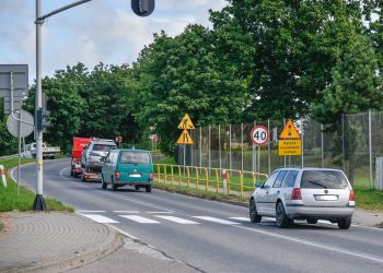 UWAGA PRACE REMONTOWE NA DRODZE WOJEWÓDZKIEJ NR 235 NA ODCINKU ZALESIE – LAMK