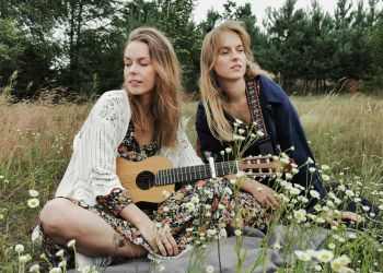 Adriana Owczarczyk i Paulina Szymlek w The Voice of Poland