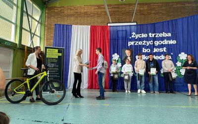 SP W LUBNI: I nagroda w "Międzyszkolnym konkursie Konkursie Mistrz Odnawialnych Źródeł Energii"