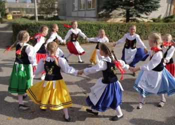 FARWË KASZËB Z KRËBANAMI