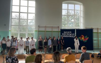 SP LUBNIA: Dzień Edukacji Narodowej w SP w Lubni