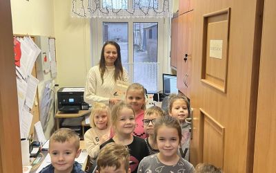 SP CZAPIEWICE: W sekretariacie