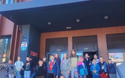 SP W LEŚNIE: Wyjazd do kina