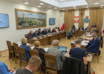 ABSOLUTORIUM DLA BURMISTRZA BRUS