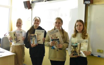 SP LEŚNO: Konkurs pisarski i spotkanie autorskie