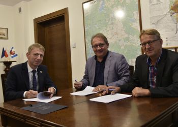 HALA SPORTOWA W BRUSACH ZYSKA NOWY SPRZĘT