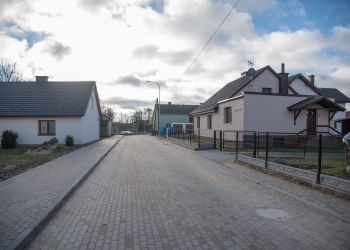 BUDOWA ULIC SŁONECZNEJ I MARII LUDWIKI W LEŚNIE – TRWAJĄ PRACE ODBIOROWE