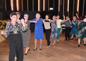 BAL SENIORA W BRUSACH – WSPÓLNA ZABAWA I INTEGRACJA
