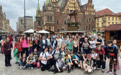 SP KOSOBUDY: Wycieczka do Karpacza, Pragi i Wrocławia