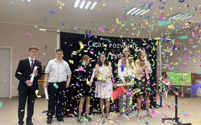 SP W CZAPIEWICACH: Uroczystość zakończenia roku szkolnego 2024/2025