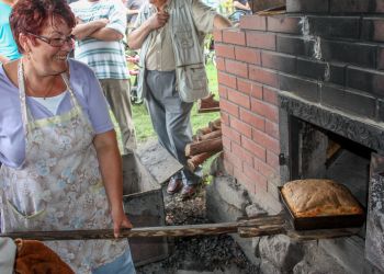 PIECZENIE CHLEBA W WIDNIE – BĘDZIE SWOJSKO I SMACZNIE
