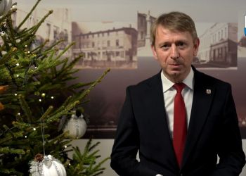 ŻYCZENIA ŚWIĄTECZNO - NOWOROCZNE BURMISTRZA BRUS