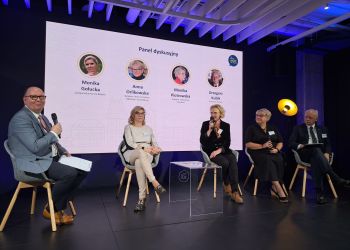 "JAK GMINNĄ MOC MÓC WZMÓC"  KONFERENCJA PROJEKTU 6OFR