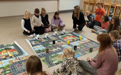 SP CZAPIEWICE: WARSZTATY EDUKACYJNE „ROBOTY SEGREGUJĄ ODPADY