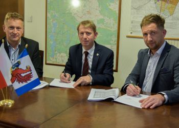 GMINA BRUSY BUDUJE KOLEJNE ULICE W MIEŚCIE