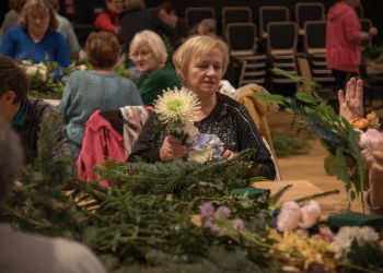 WARSZTATY RĘKODZIELNICZE DLA SENIORÓW
