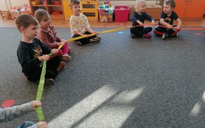 PRZEDSZKOLE NR 1: "Gmina Brusy stawia na przedszkolaków" - zajęcia z muzyką