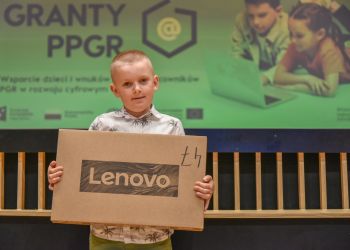 KOMPUTERY DLA NASZYCH UCZNIÓW