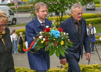 W BRUSACH UCZCZONO 140. ROCZNICĘ URODZIN JANA KARNOWSKIEGO
