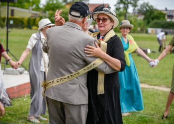 W BRUSACH WYBRANO KRÓLOWĄ I KRÓLA RETRO