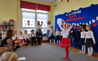 PRZEDSZKOLE NR 1: Święto Niepodległości