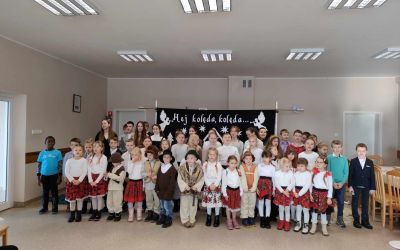 SP CZAPIEWICE: Dzień Babci i Dziadka