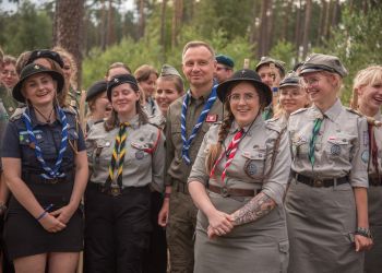 PREZYDENT RP NA ZLOCIE WĘDROWNICZEJ WATRY W CZERNICY