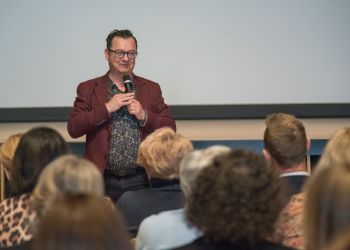 NASTOLATEK W KRYZYSIE - WYKŁADY DLA RODZICÓW I NAUCZYCIELI