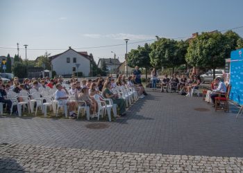 NARODOWE CZYTANIE W BRUSACH