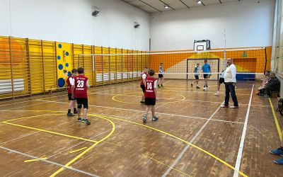 SP KOSOBUDY: DRUŻYNA CHŁOPCÓW ZAJĘŁA II MIEJSCE W PÓŁFINALE WOJEWÓDZKIM