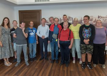 UCZESTNICY ZAJĘĆ ŚDS Z WIZYTĄ U BURMISTRZA BRUS