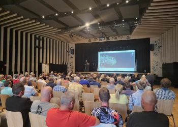 SAMORZĄD I MIESZKAŃCY KONSULTOWALI PRZEBUDOWĘ MIEJSKICH ULIC