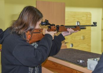 DRUŻYNOWE MISTRZOSTWA MIEJSKO - GMINNE W STRZELANIU Z KARABINKA PNEUMATYCZNEGO