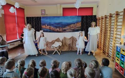 PRZEDSZKOLE NR 1 W BRUSACH: BAJU, BAJ… FORMACJA TEATRALNA