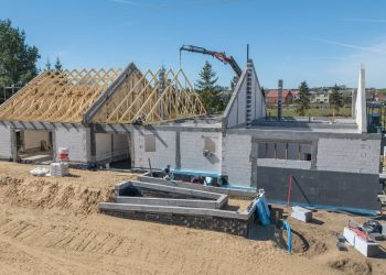 ŚWIETLICA I REMIZA W GŁÓWCZEWICACH NABIERAJĄ KSZTAŁTÓW