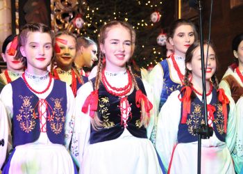 BOŻONARODZENIOWY KONCERT KOLĘD I PASTORAŁEK. ZAPRASZAMY DO OGLĄDANIA!