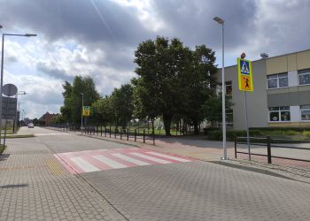 BEZPIECZNE PRZEJŚCIA DLA PIESZYCH W BRUSACH