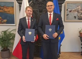 PRZEBUDOWA ULICY MAKOWEJ I KALWARYJNEJ W BRUSACH Z DROGĄ I ŚCIEŻKĄ ROWEROWĄ DO MAŁEGO GLIŚNA